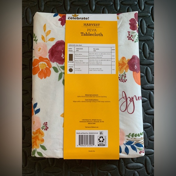 New Way to Celebrate Peva Tablecloth - grateful/thankful - Picture 3 of 5